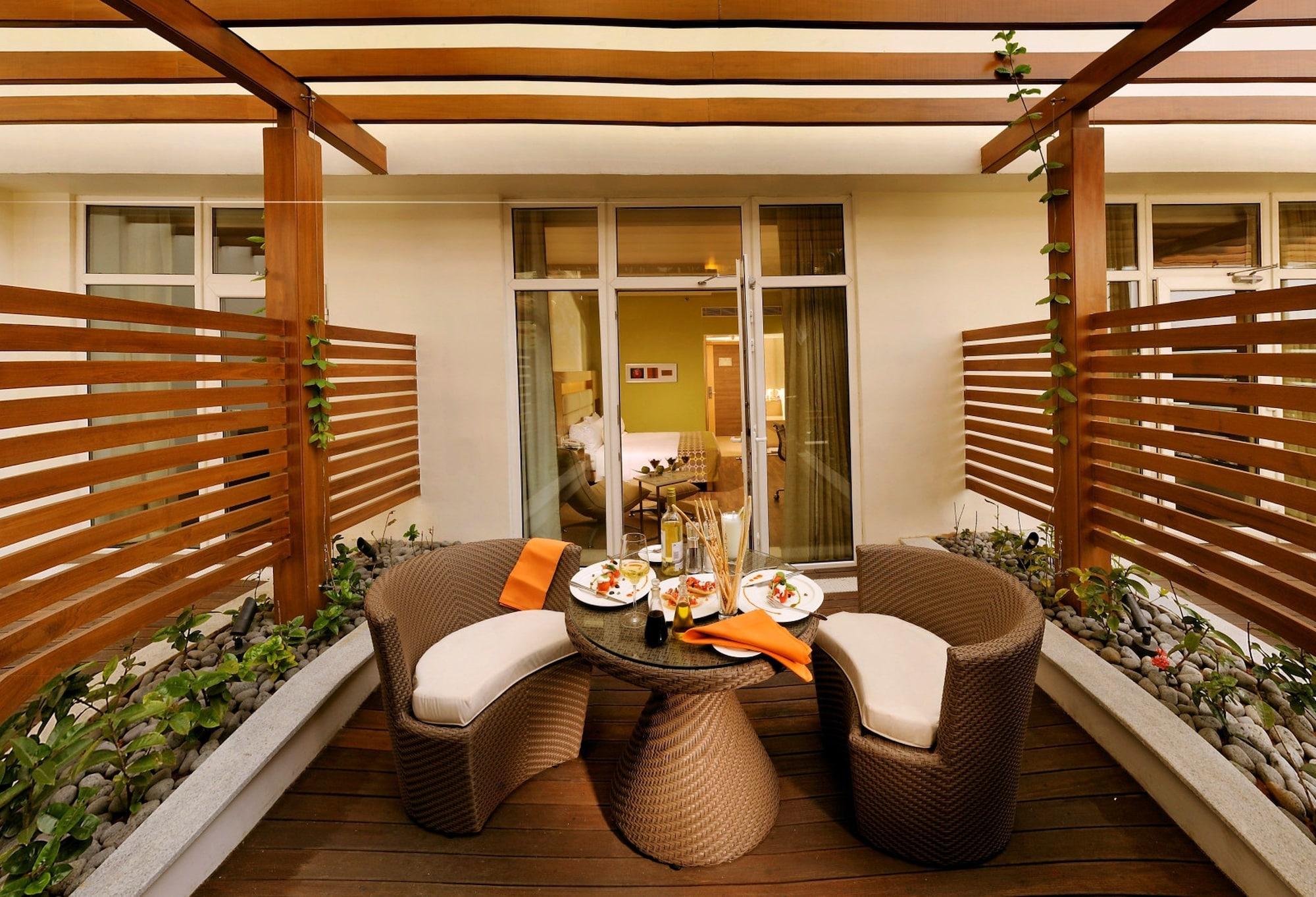 Отель Pullman Chennai Anna Salai - Premium Brand By Accor Экстерьер фото