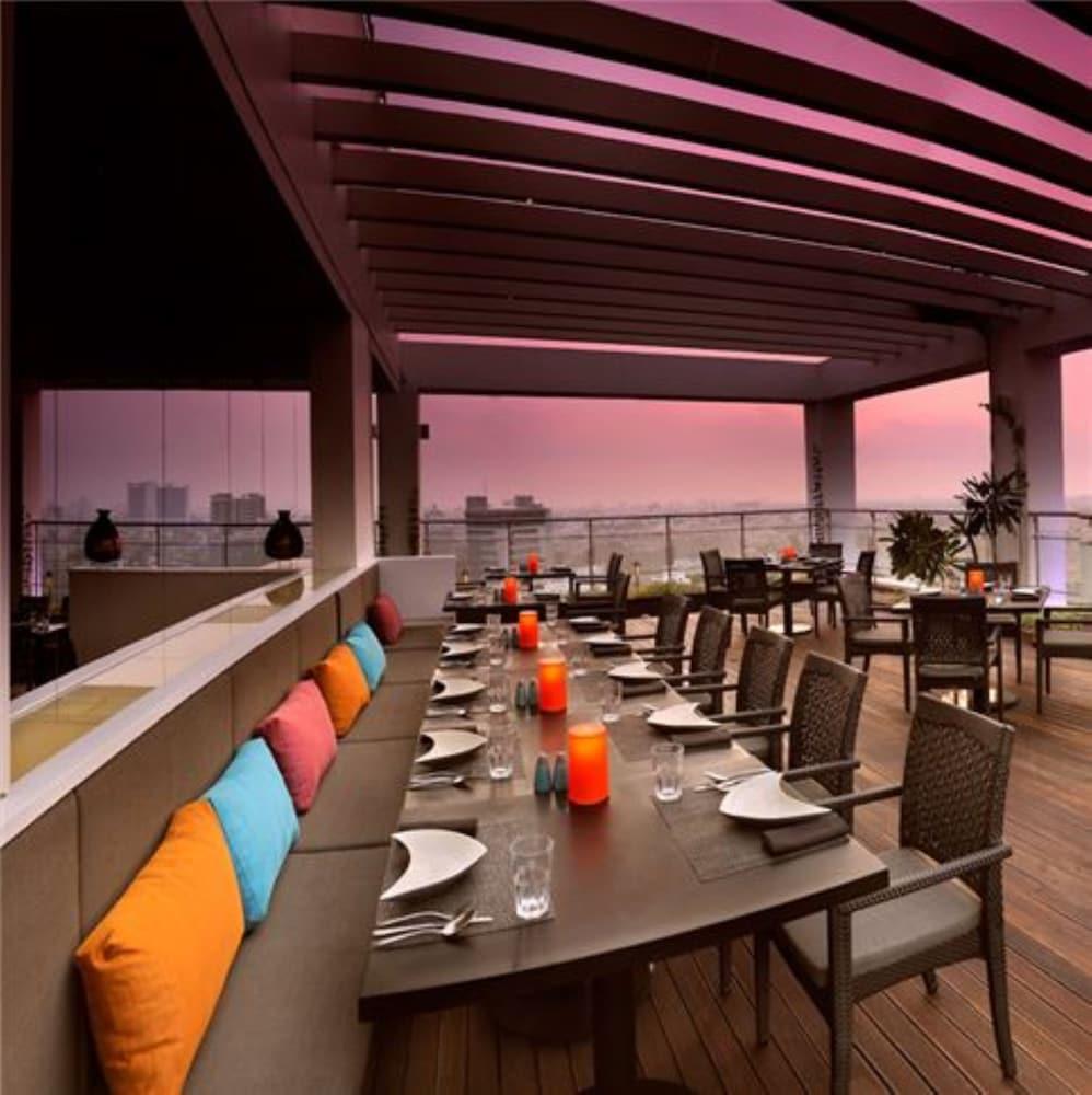 Отель Pullman Chennai Anna Salai - Premium Brand By Accor Экстерьер фото