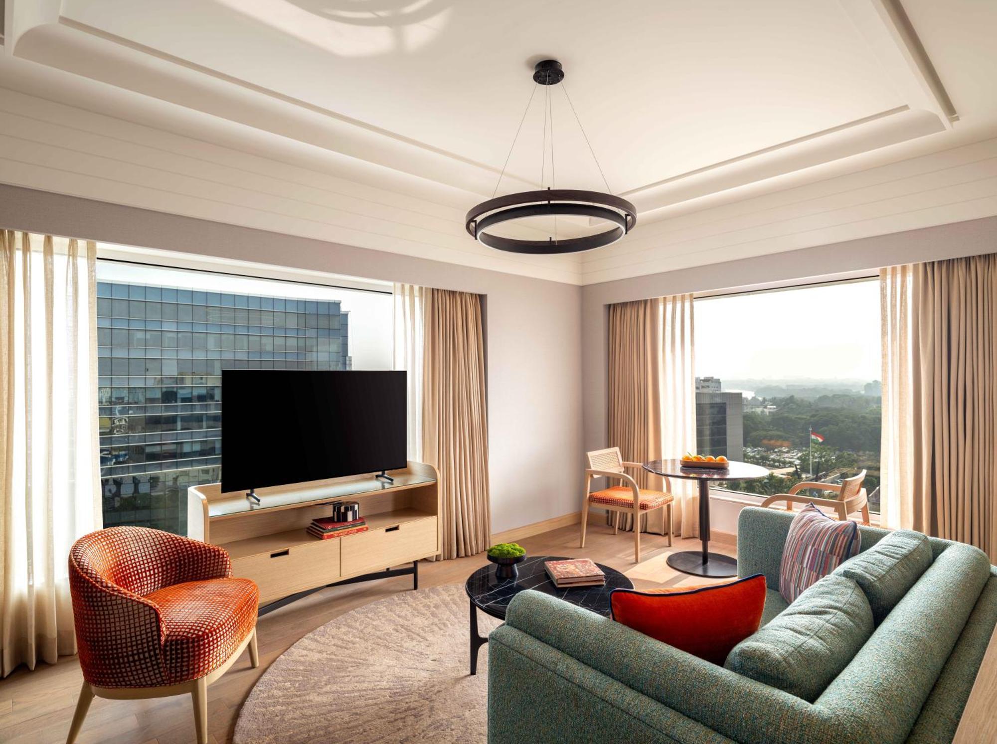 Отель Pullman Chennai Anna Salai - Premium Brand By Accor Экстерьер фото