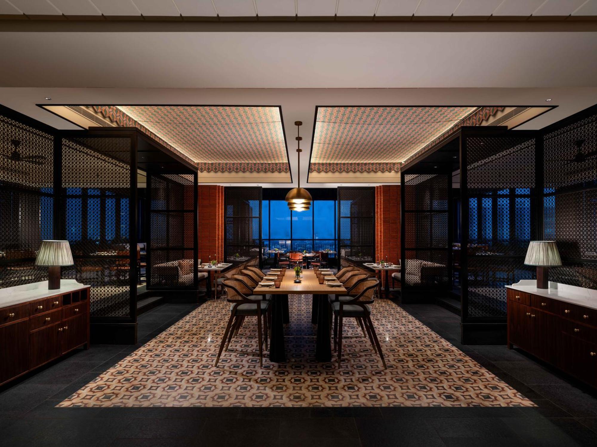 Отель Pullman Chennai Anna Salai - Premium Brand By Accor Экстерьер фото