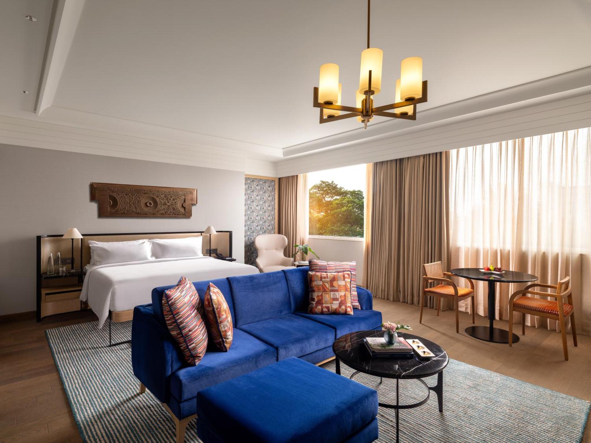 Отель Pullman Chennai Anna Salai - Premium Brand By Accor Экстерьер фото