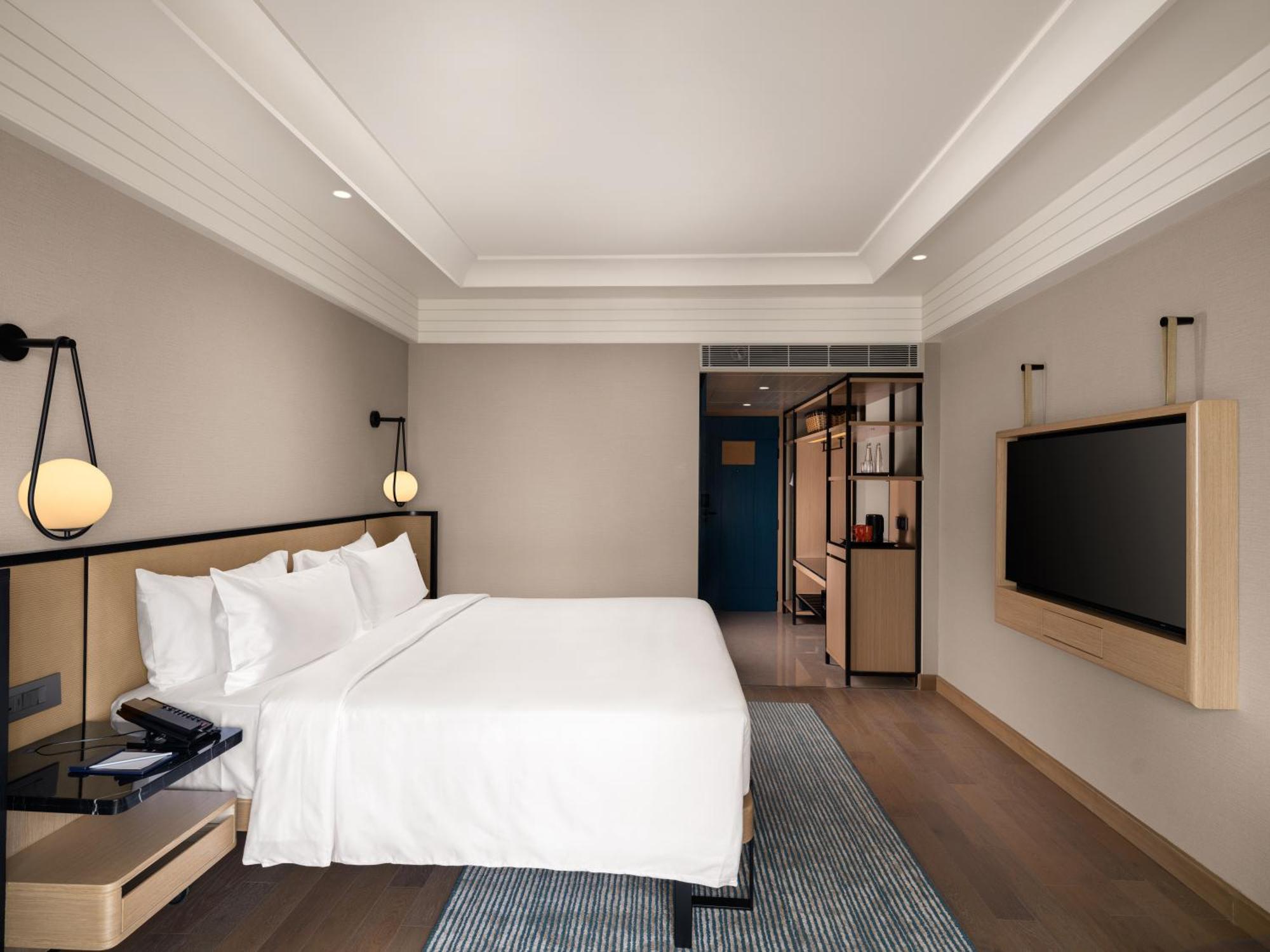 Отель Pullman Chennai Anna Salai - Premium Brand By Accor Экстерьер фото