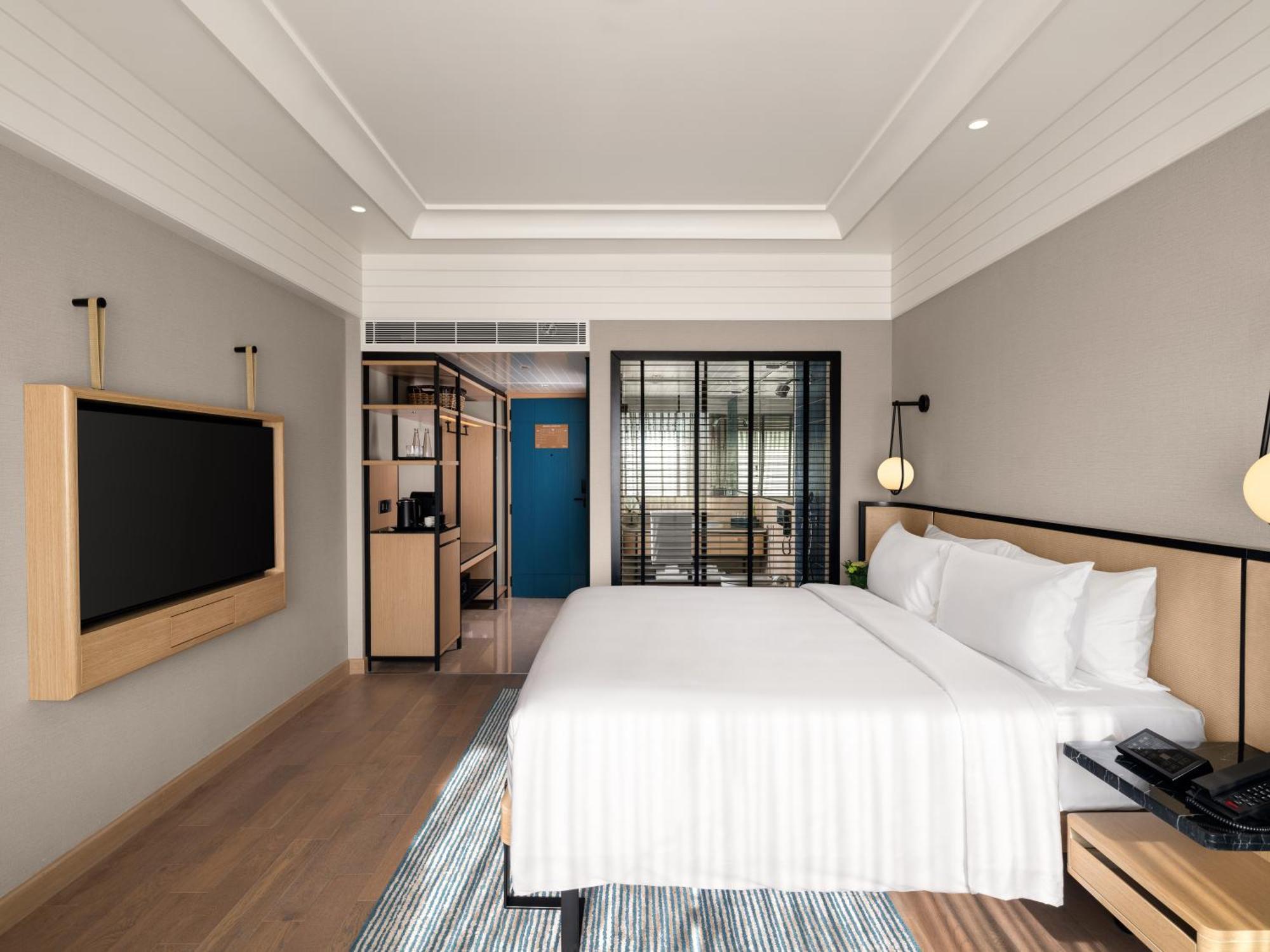 Отель Pullman Chennai Anna Salai - Premium Brand By Accor Экстерьер фото